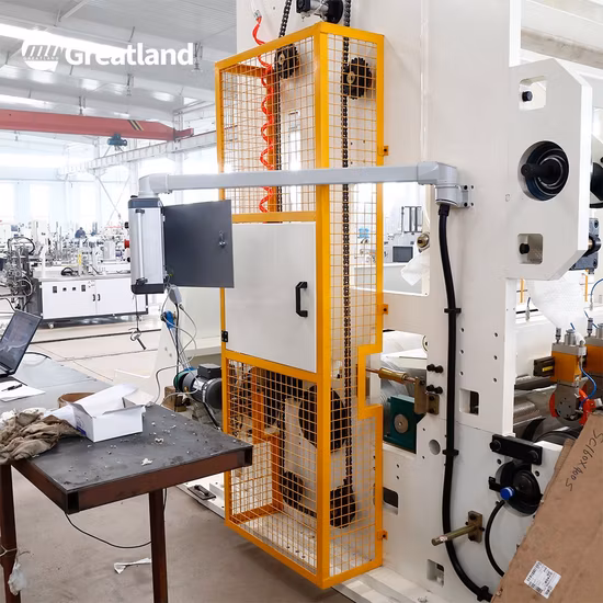 Greatland 점보 티슈 롤 슬리팅 머신 샤프트리스 코어 시스템을 갖춘 간편한 점보 플라스틱 롤 되감기 장치